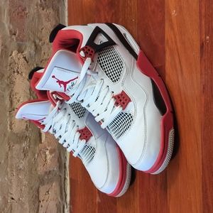 Fire Red 4 Size 11 2020 Nike Air Jordan Retro 4 Fire Red